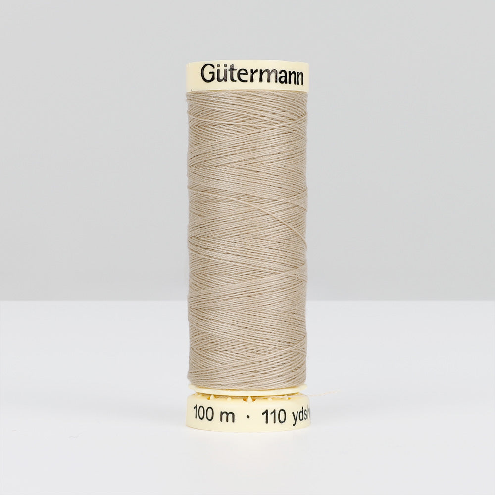 Gutermann Sew-All Thread - 131 - Oat Linen