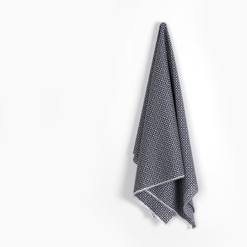 Semicircle Spot Cotton - Navy / White