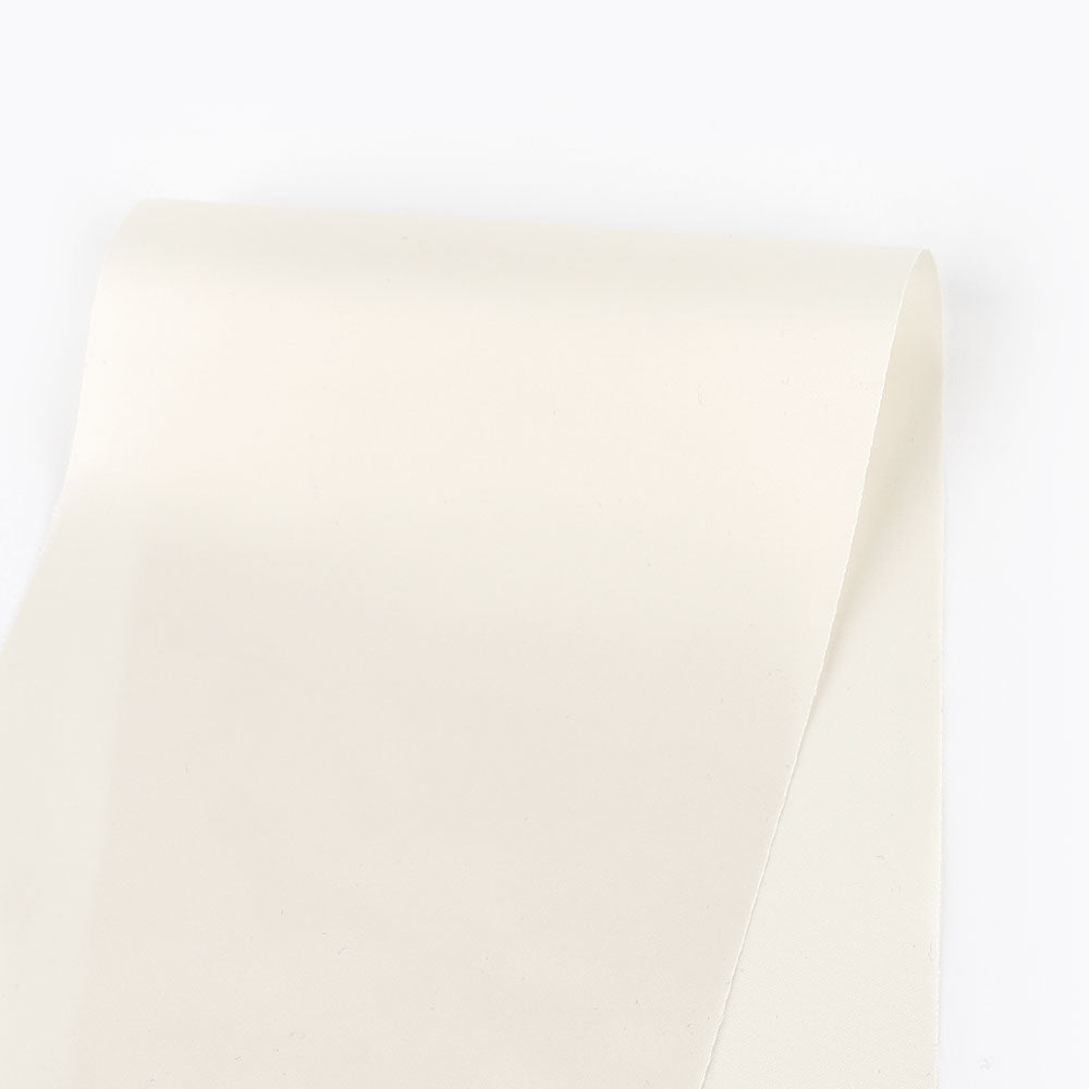 Pearl_Showerproof_Swatch.jpg