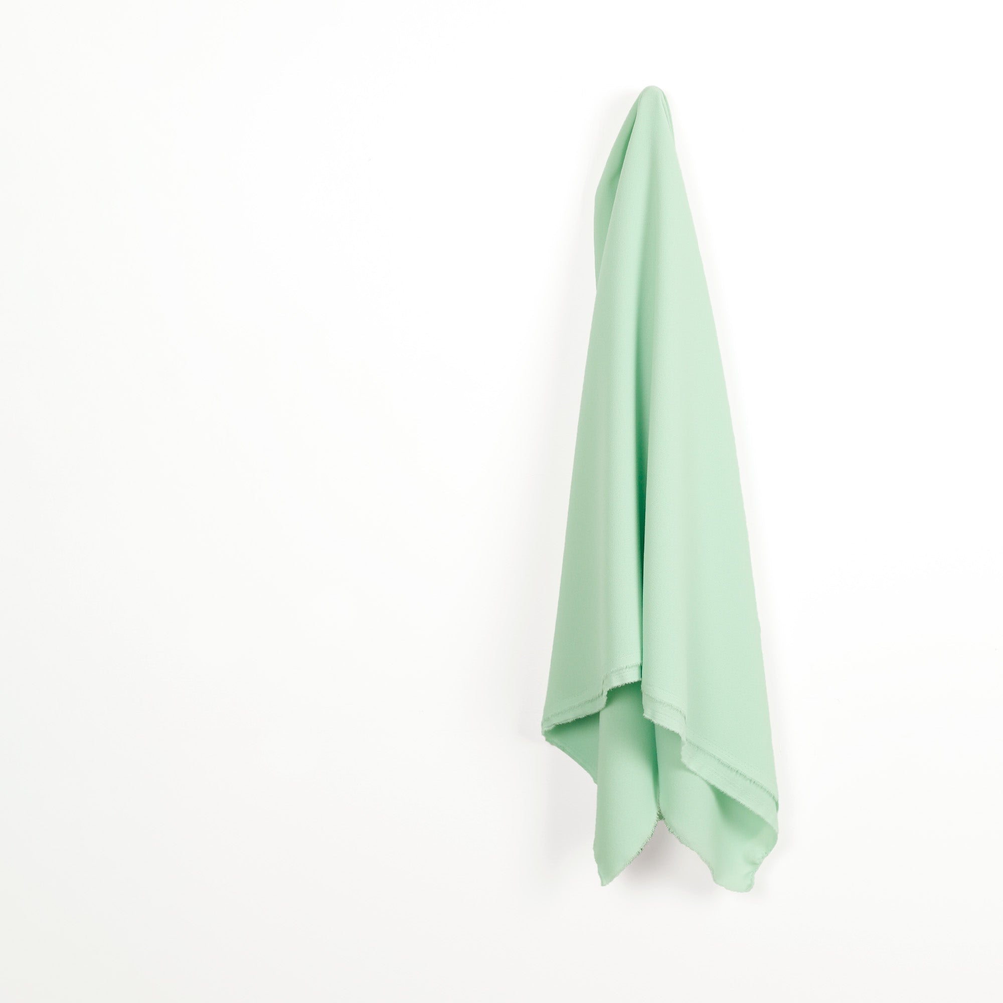 Pepermint_Crepe_Hang.jpg