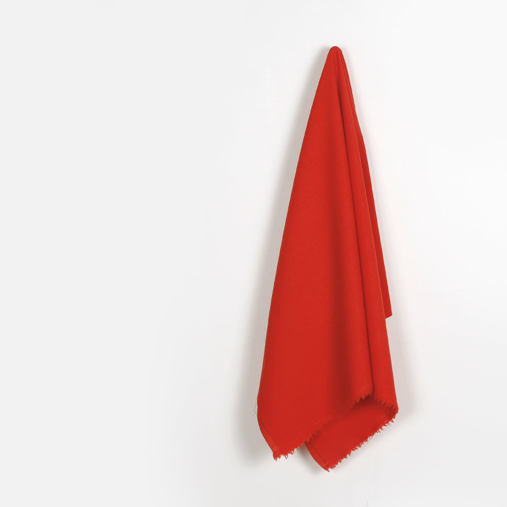 Red_Wool_Crepe_Hang.jpg