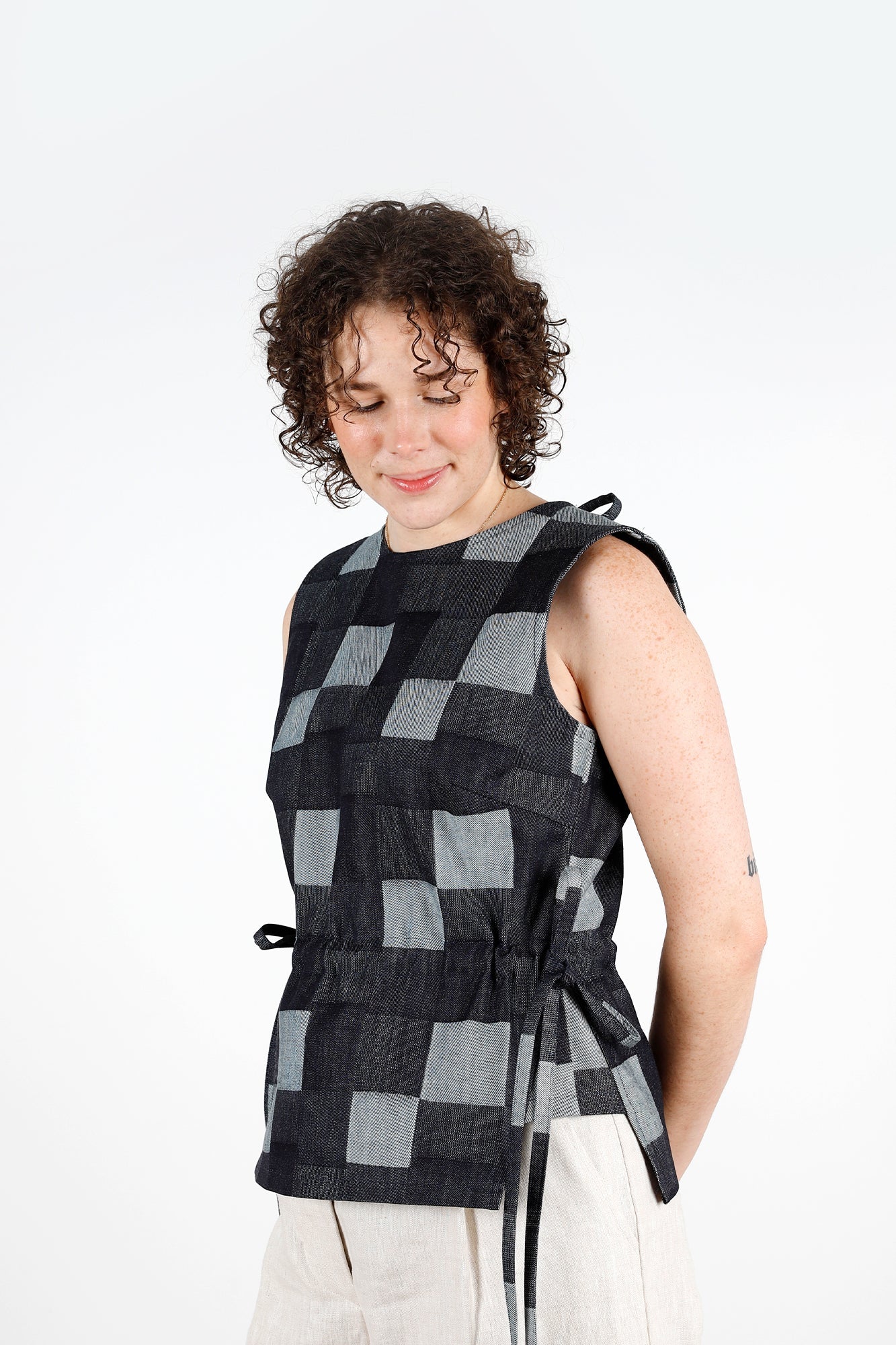 Pattern Review — Tie Waist Blouse