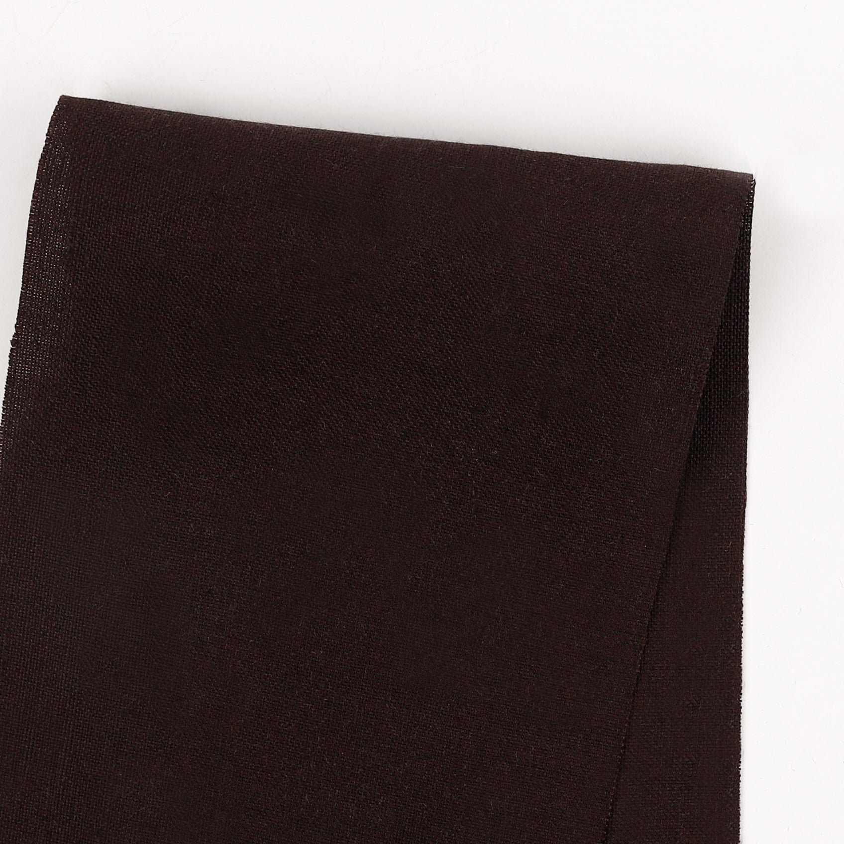 11-Chocolate-Linen-AKl_WEL_BRIS_MEL.jpg