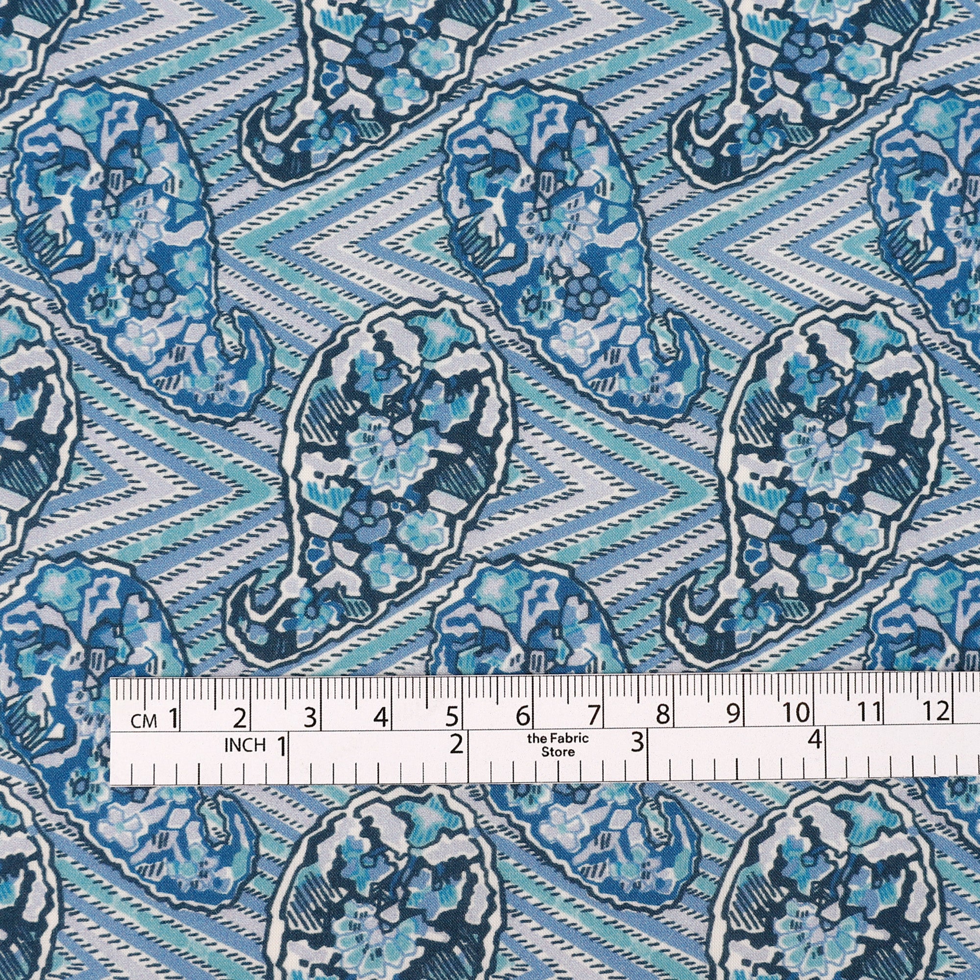 Liberty Organic Tana Lawn - Zig Zag Paisley/B