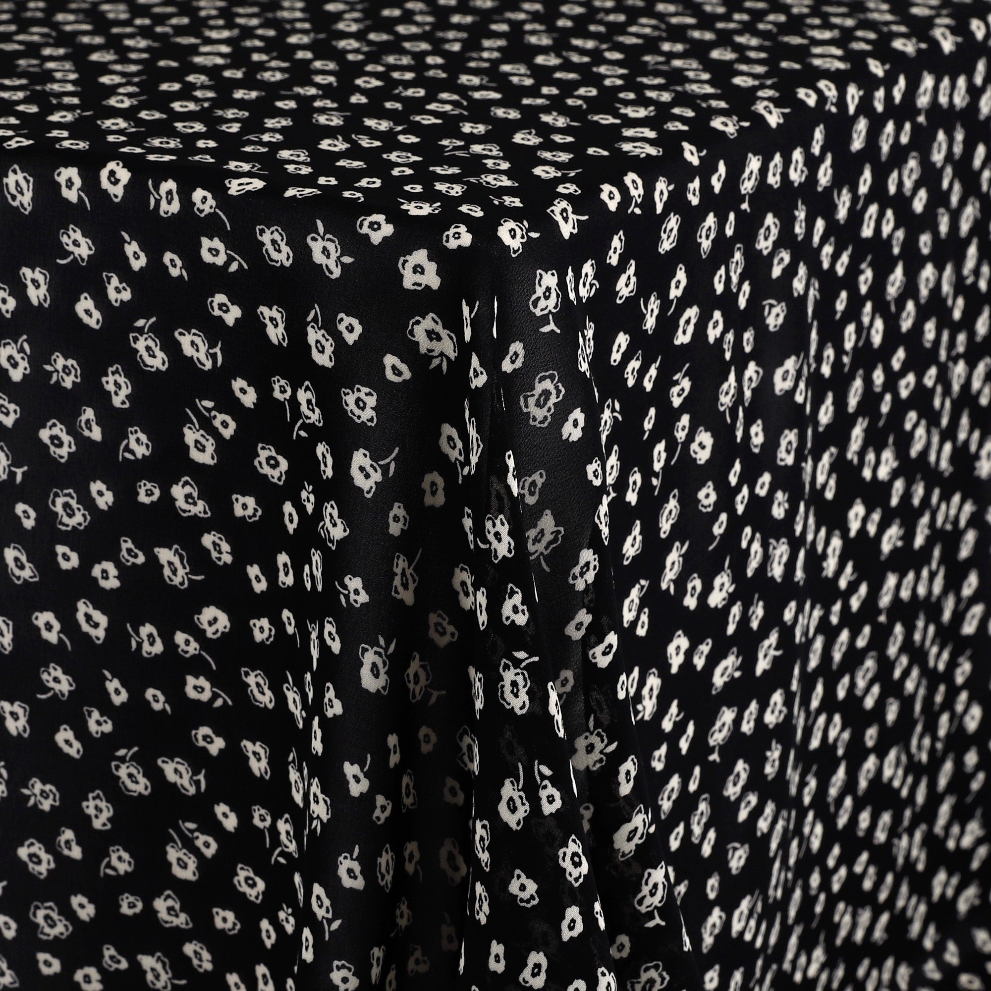 22_Drape_0cdb14b4-aced-4082-bc7f-9057e609c33d.jpg