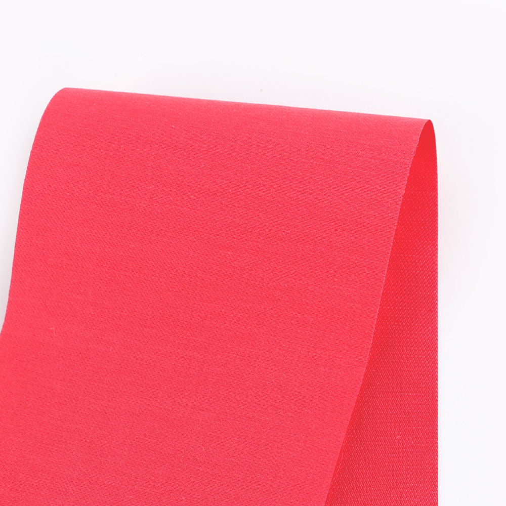 Bright_Pink_Oxford_Silk_Swatch.jpg