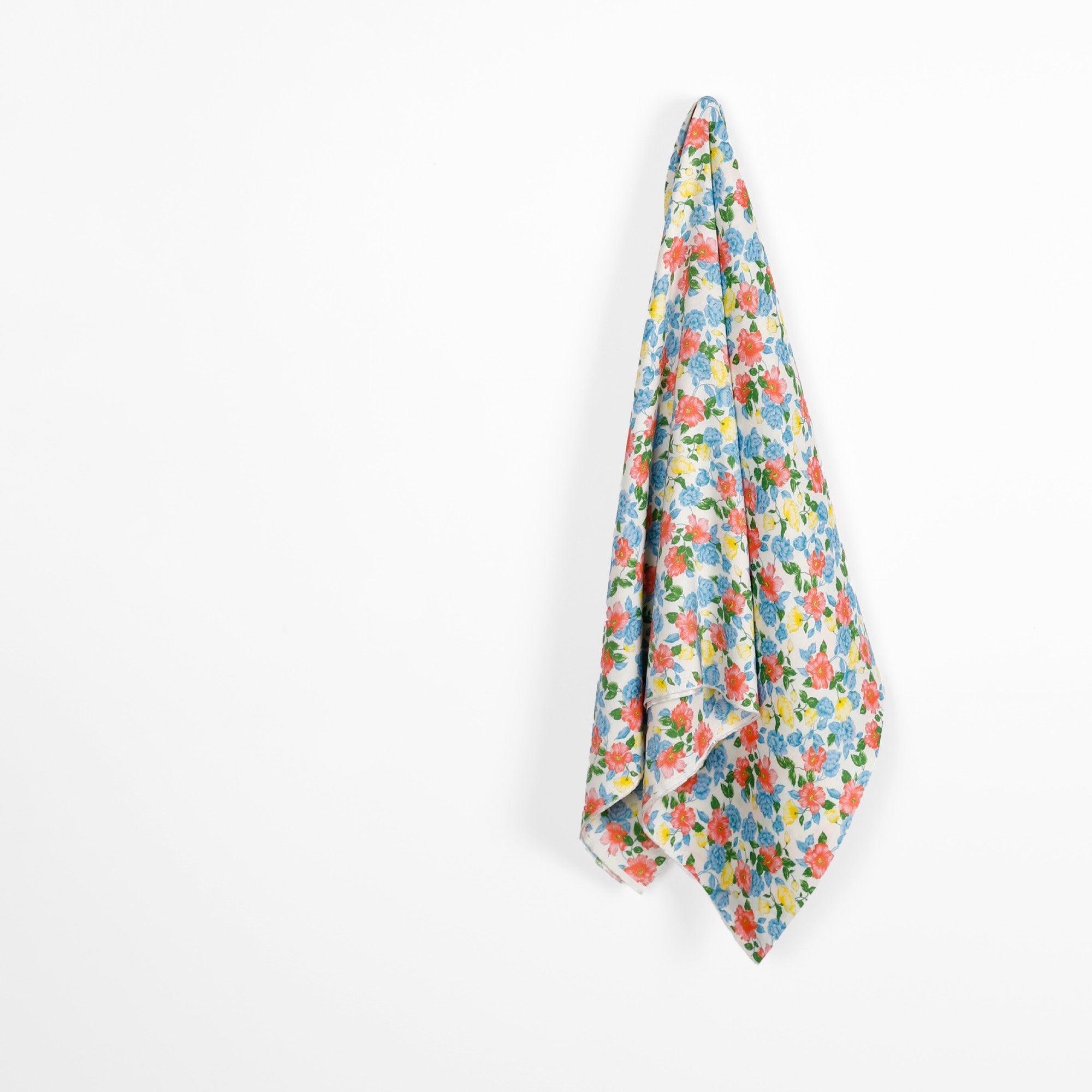 Floarl-Silk-Lin-Hang.jpg
