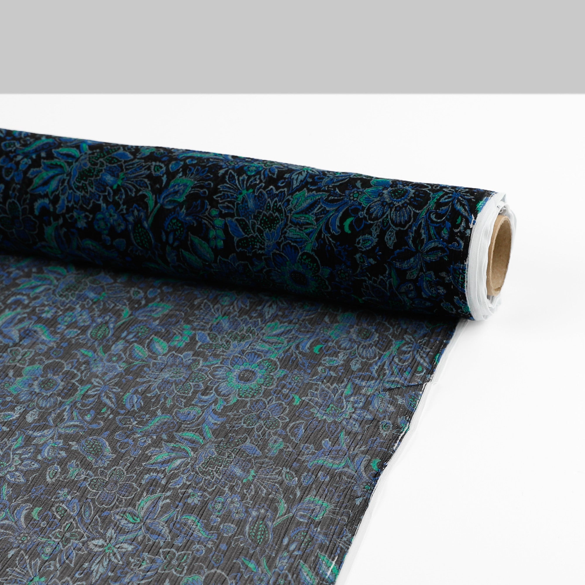 Tropical Flower Silk Yoryu - Black