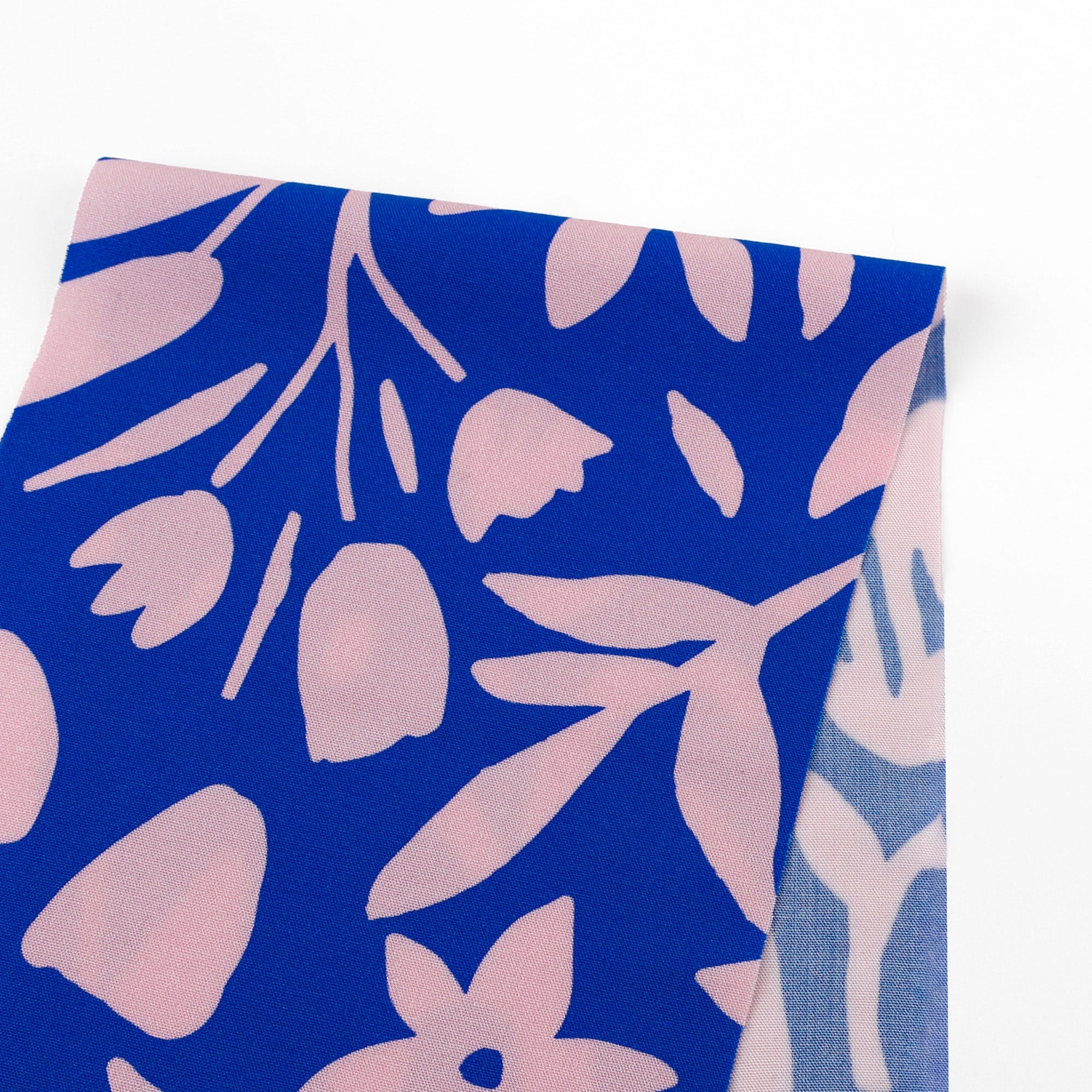 Fun_Floral_Organic_Bamboo-Swatch_620c20db-35fe-4081-ad76-c0c20a9b89df.jpg