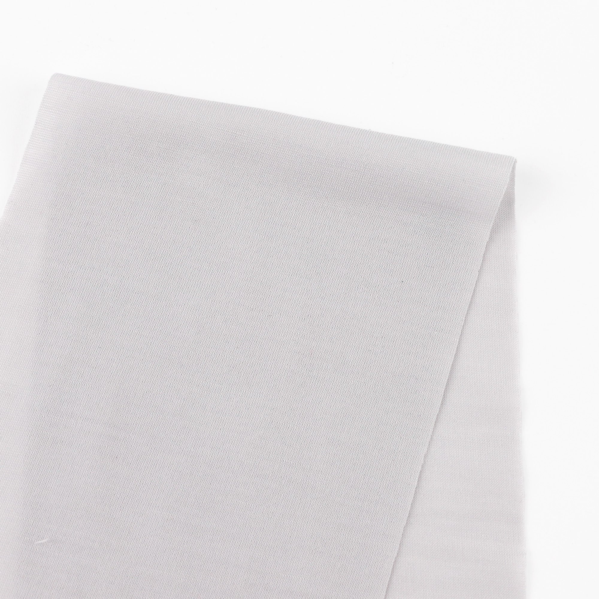 L_x3a_W-Merino-Light-Grey-Swatch_2bf08547-1b42-40a9-b21e-b9bf697e3fb0.jpg