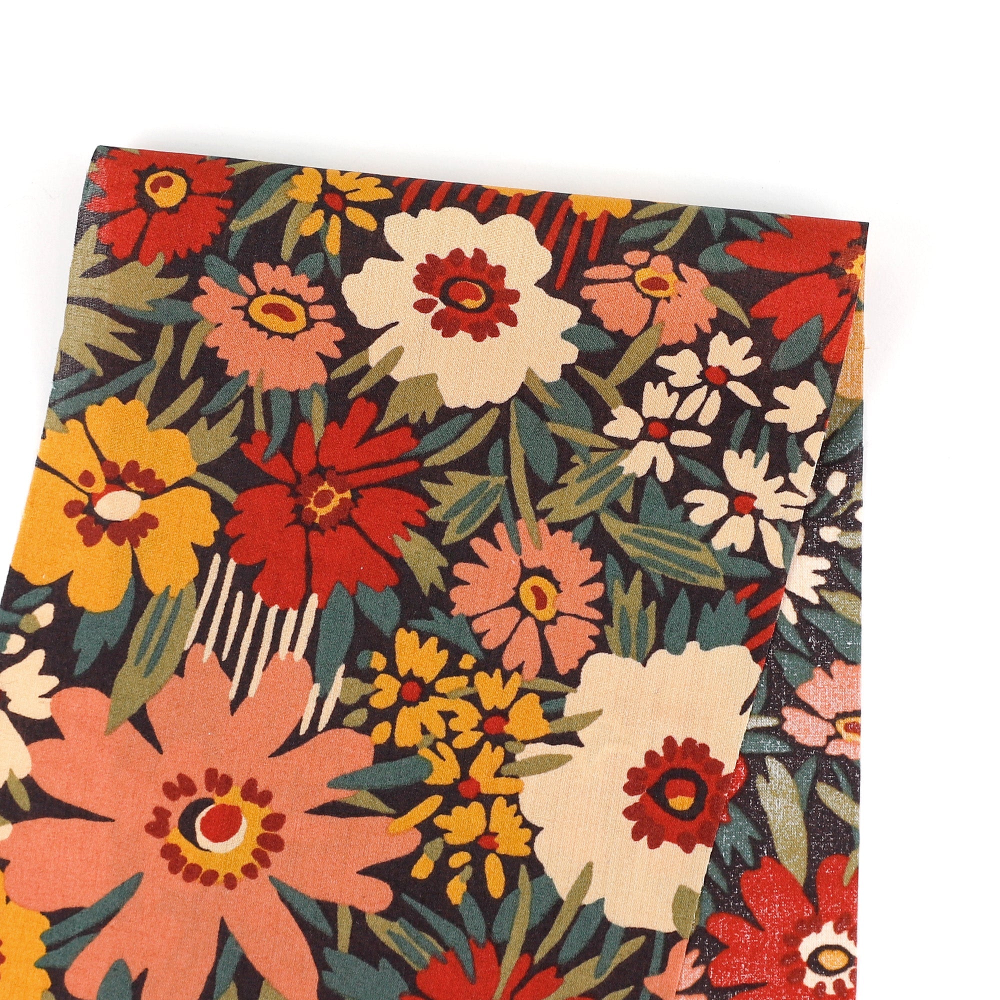 LibertyTanaLawn-AverieA_Swatch_987e1d67-347c-4f72-98bd-5fc653cb7250.jpg
