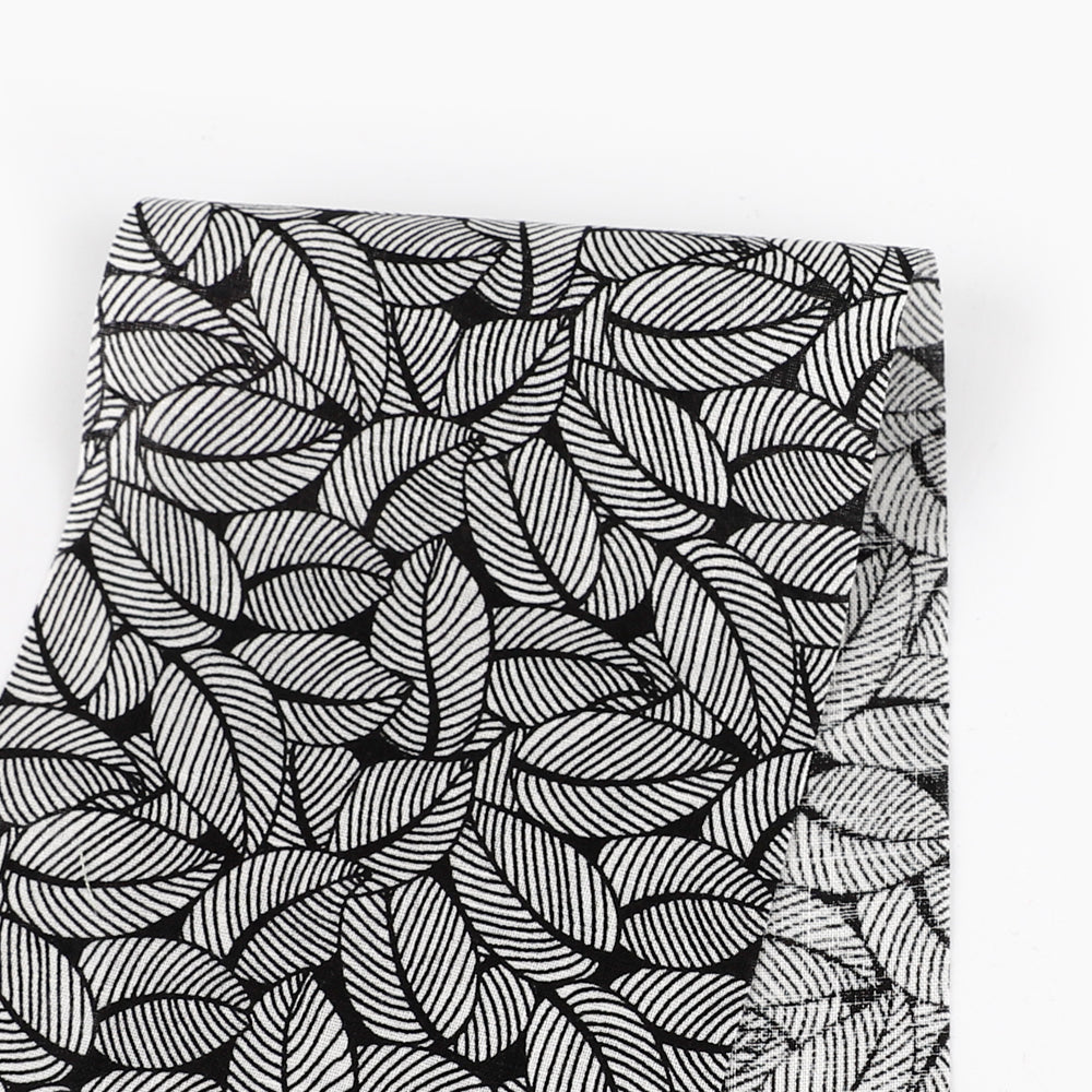 Liberty_Augusta_Linen_Lost_In_Leaves_X_Swatch_4fb96602-d2d7-4bb3-9cd8-03a5ec89c1bc.jpg
