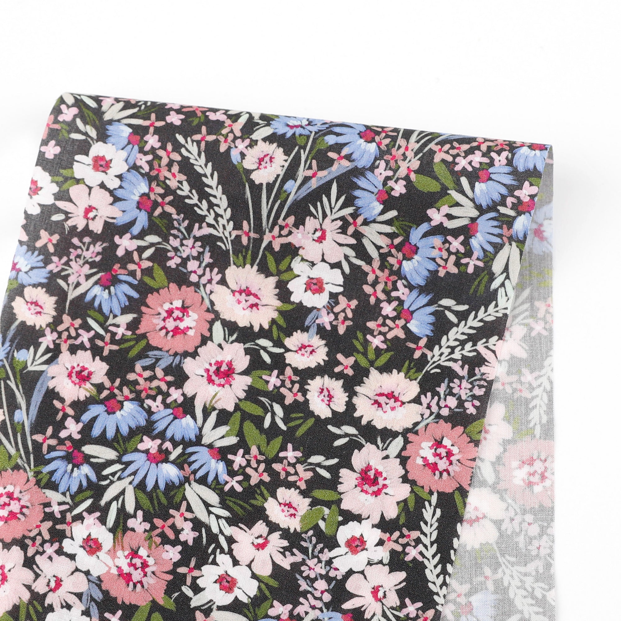 Liberty_Tana_Lawn-Sophia-GardenC_Swatch.jpg