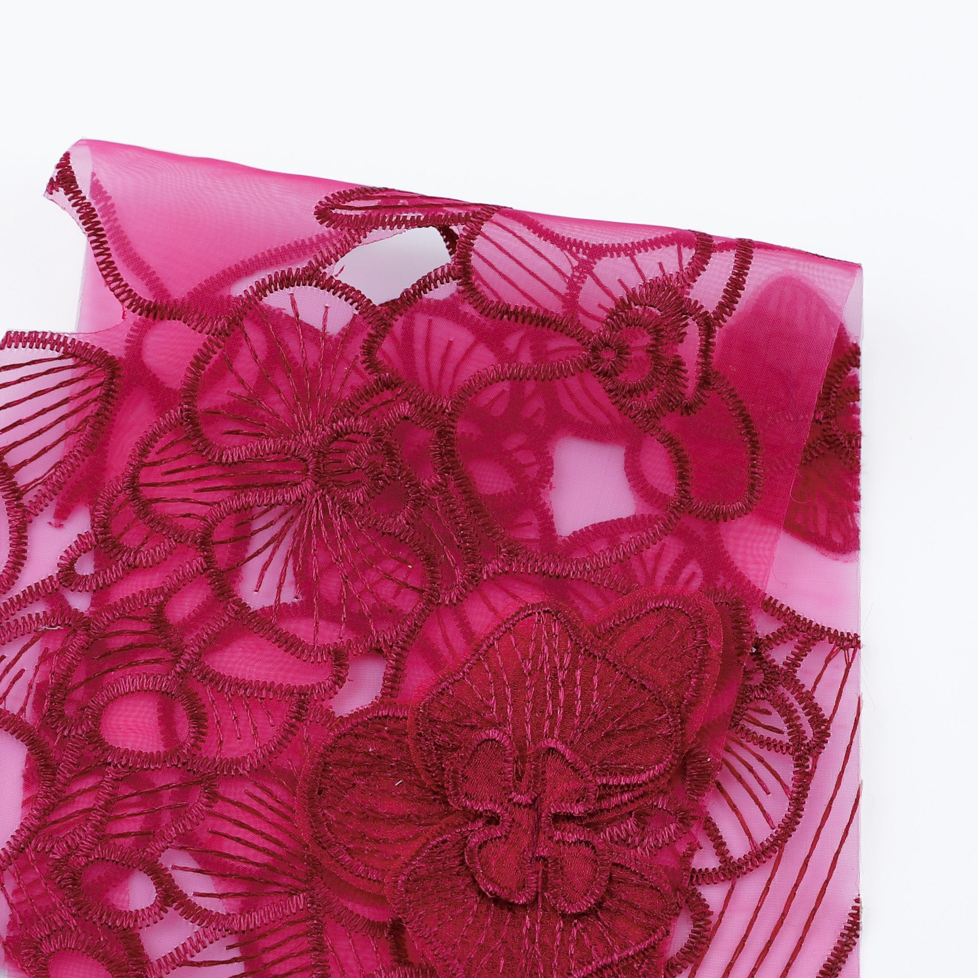 Magenta_Organza_3DFloral-Swatch.jpg