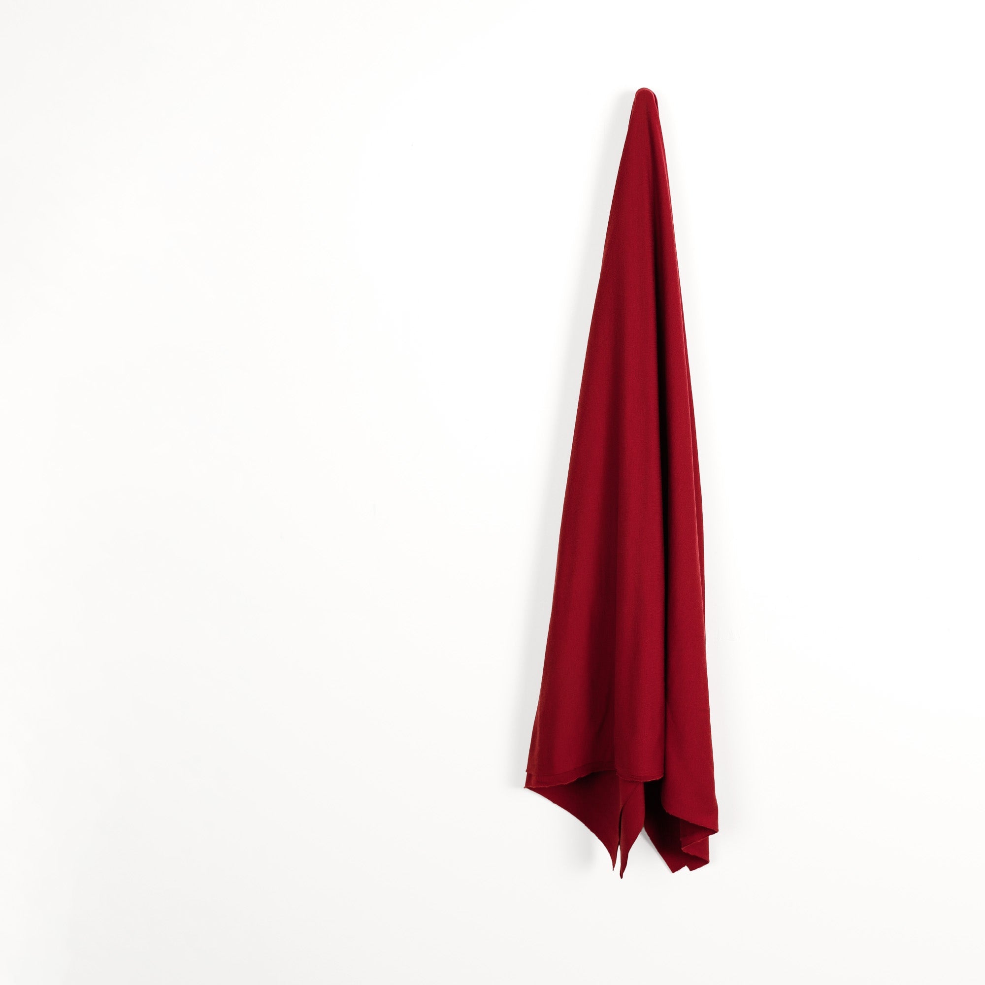Merino_Blend_Cherry_Cola_Hang_39a02b4a-b0e4-488a-8d1d-e1b6dd61bbce.jpg