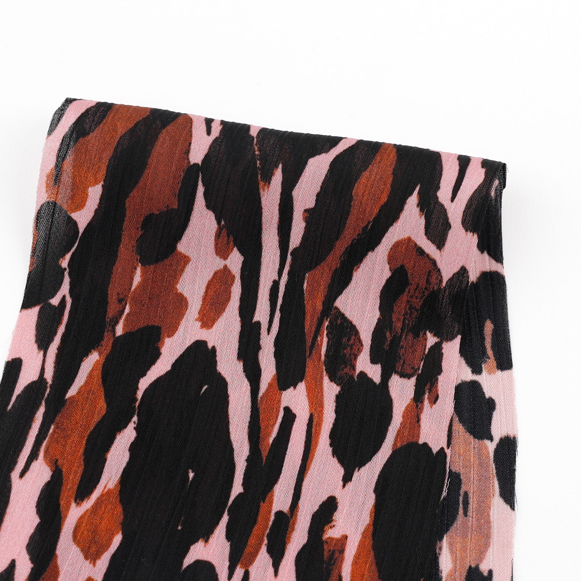 Painterly_Loepard_Recycled_Poly_Yoryu_Swatch.jpg