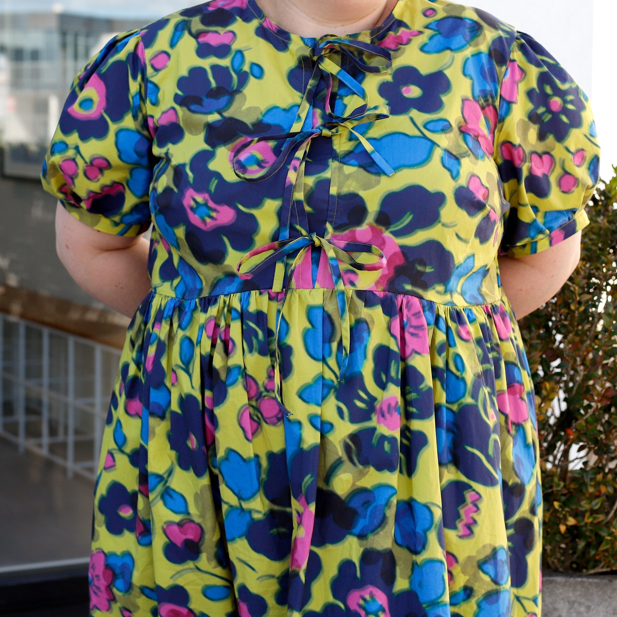 Liberty Piccadilly Poplin - Betsy Shadow/Y