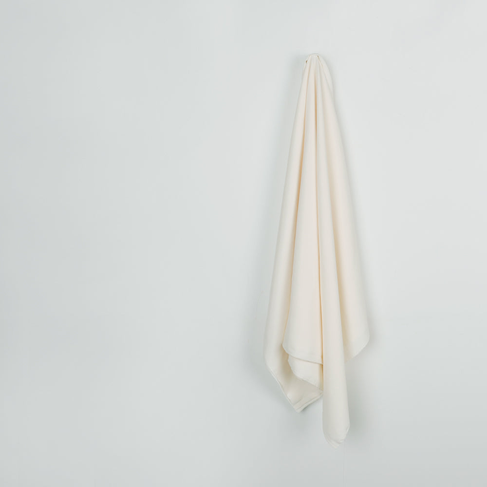  Poly - Ivory