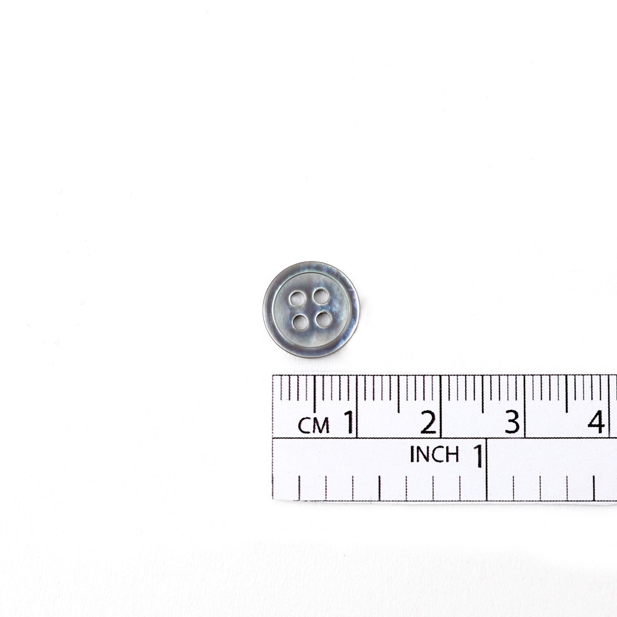 Mother Of Pearl Button L18 - Smoke