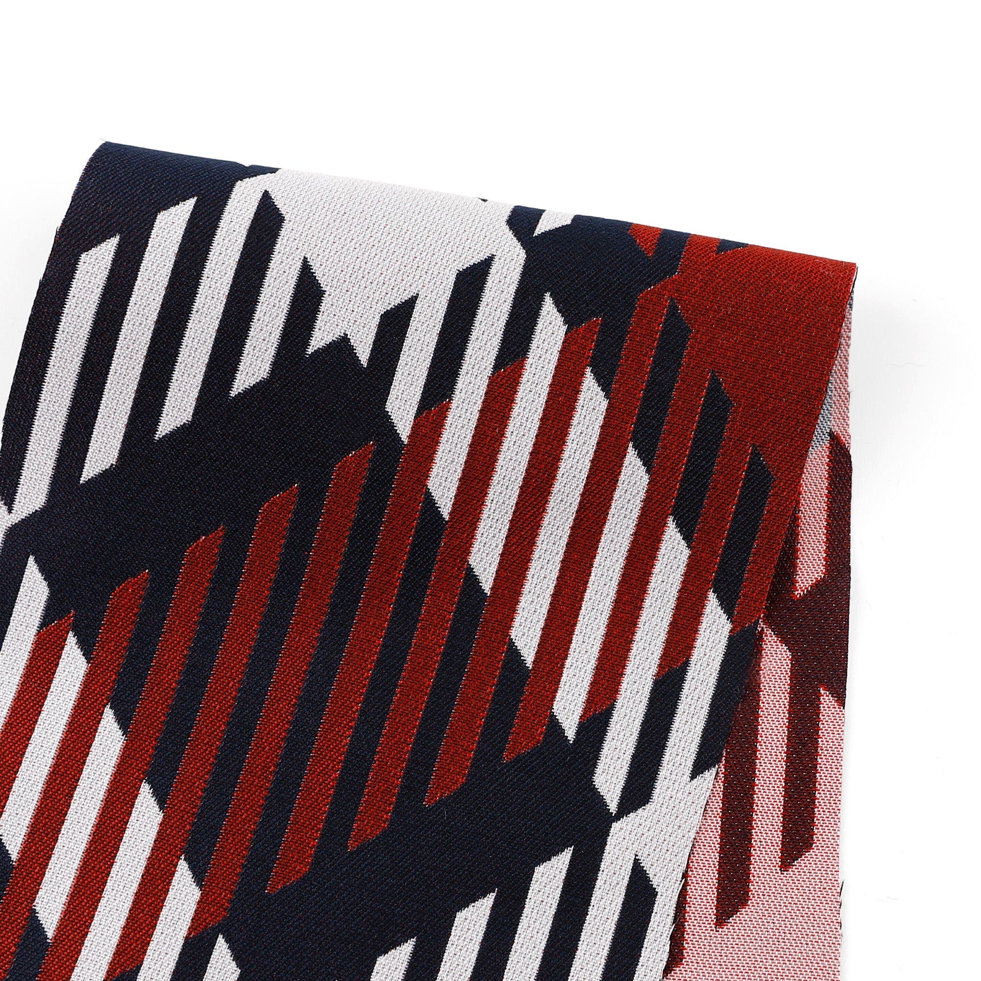 Triangels_And_Stripes_Plaid_Jacquard_Blue-Red-White_Swatch.jpg