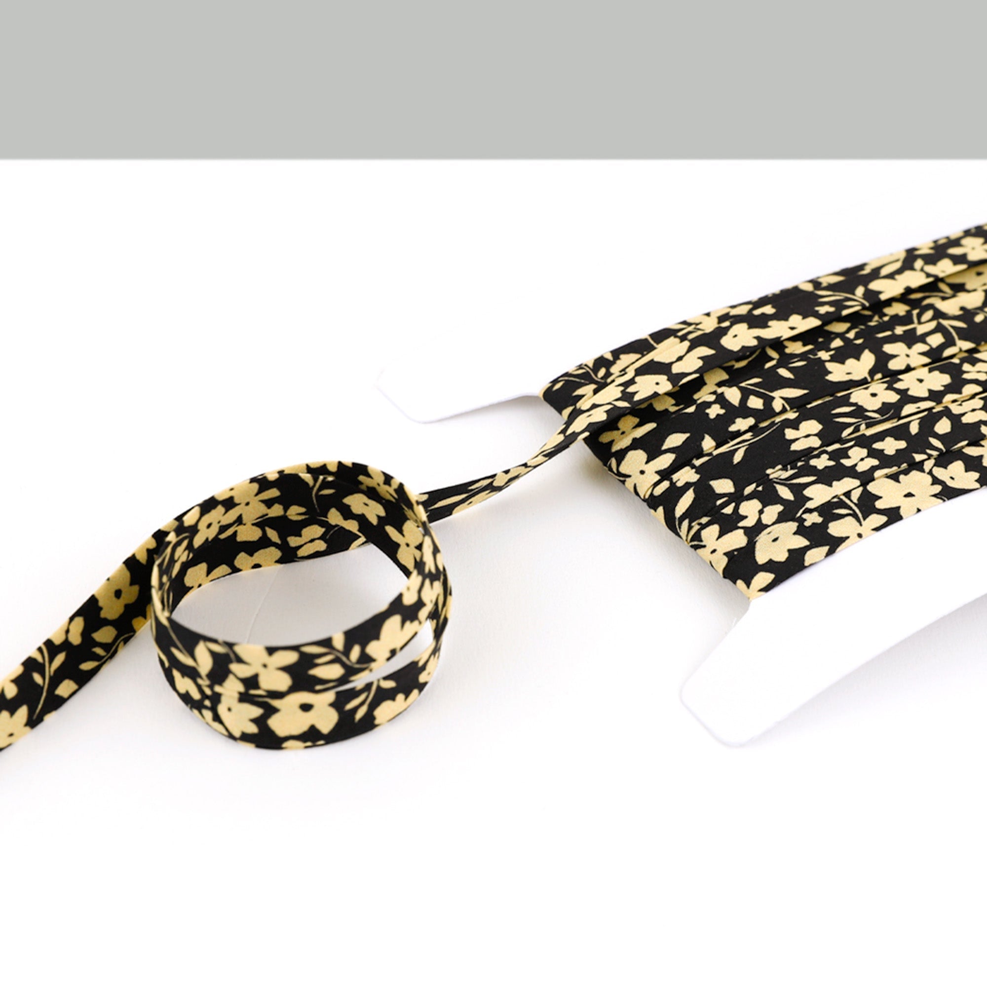 Yellow_Floral_Bias_Binding_Roll.jpg